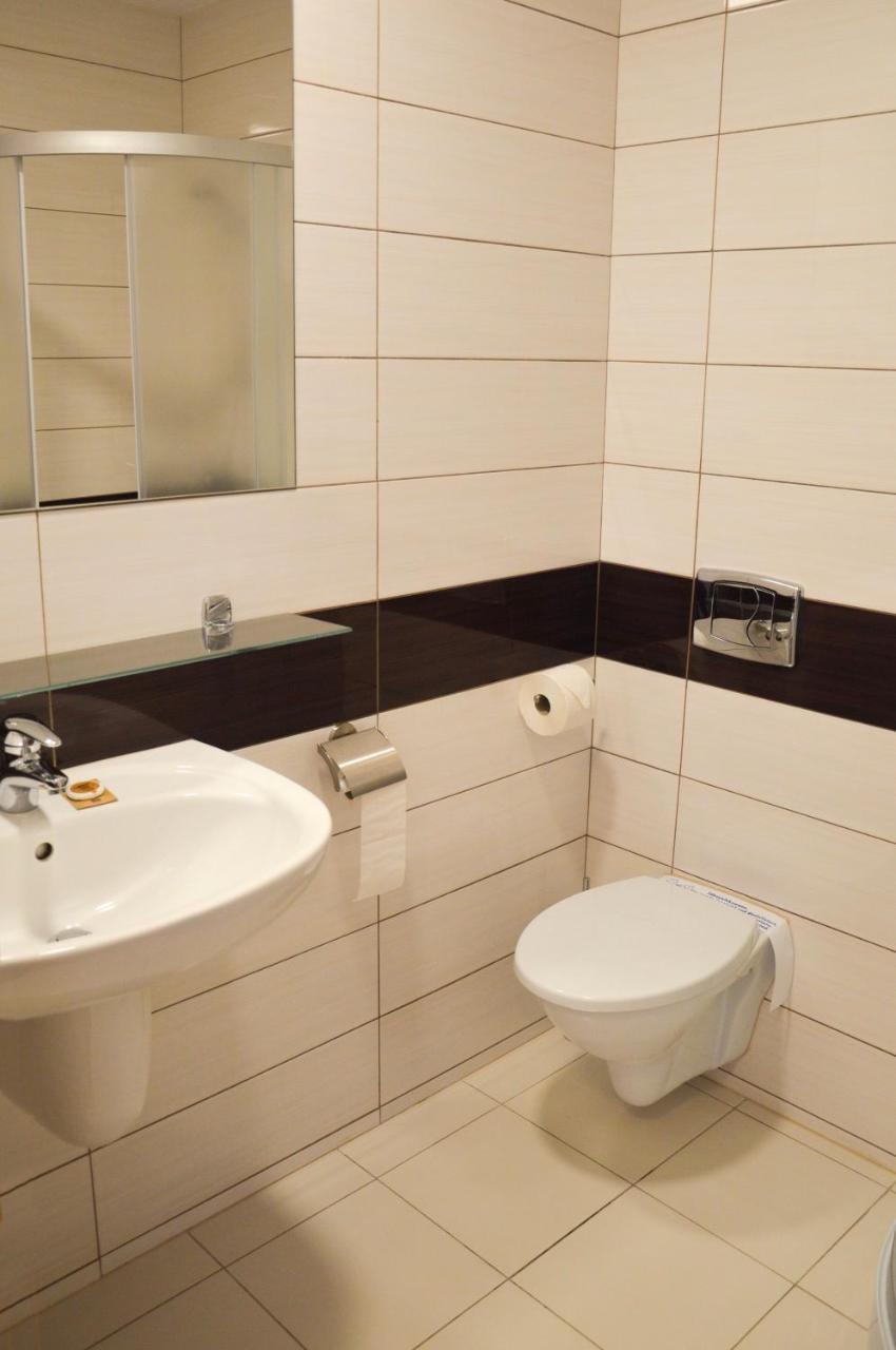 Fero Lux Hotell 2*